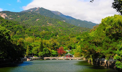 【惠東溫泉美食2天】<無(wú)限次浸泡溫泉/水上樂(lè)園/暢玩耕山小寨、山地越野車、海之星游艇出海>